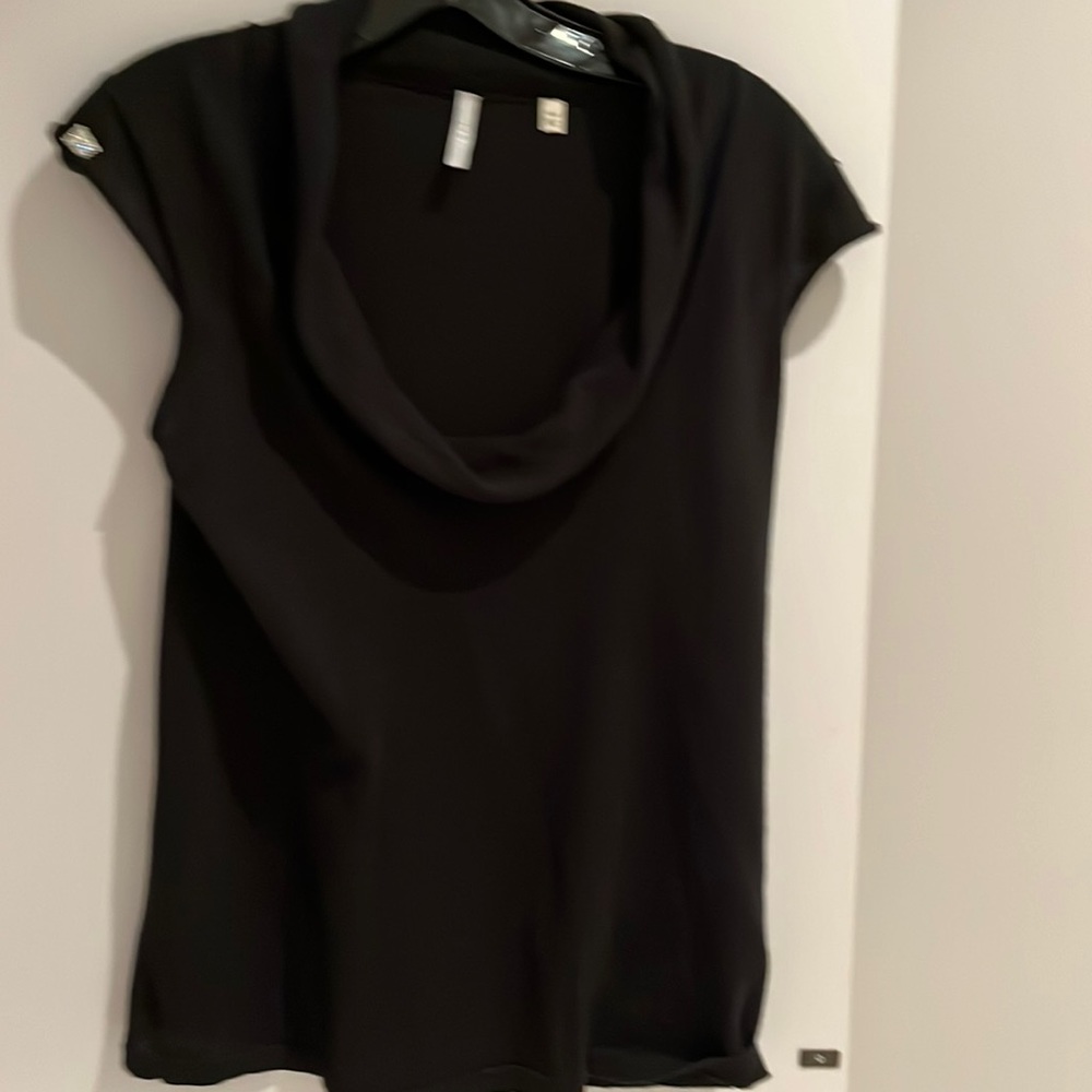 Isli women’s M tee